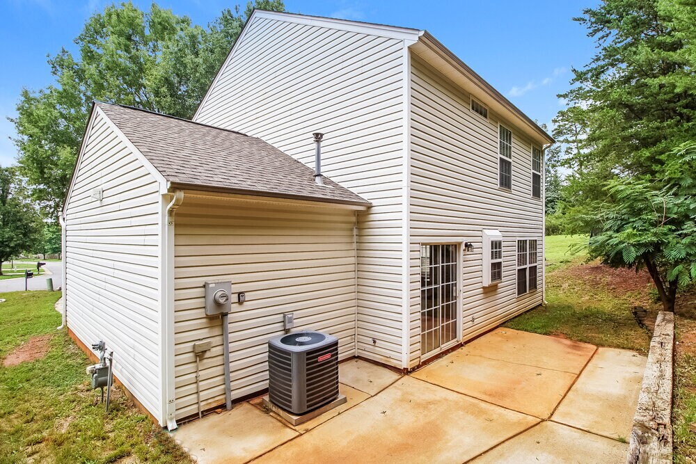 Building Photo - 7000 Indian Ridge Ln