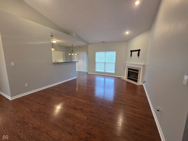 Building Photo - 6475 Glenwood Trce