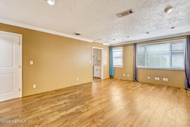 Building Photo - 4328 Savannah Ave