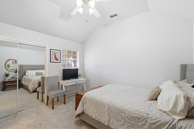 Building Photo - 113 Green Oaks Ct