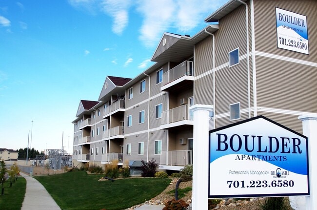 Building Photo - 1 Bedroom Apartment in North Bismarck near BSC with Elevator, W/D and Underground Parking!