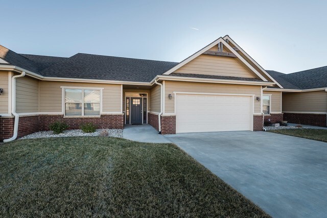 Building Photo - 3D Tour Available - Grand Mere Development Home with Stunning Views & quick access to Ft. Riley a...