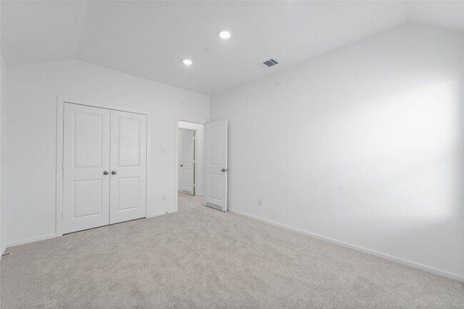 Building Photo - 6415 Laguna Terra Dr