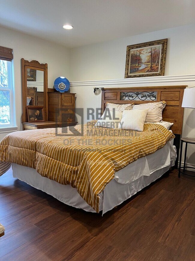 Building Photo - 2262 Muir Ln