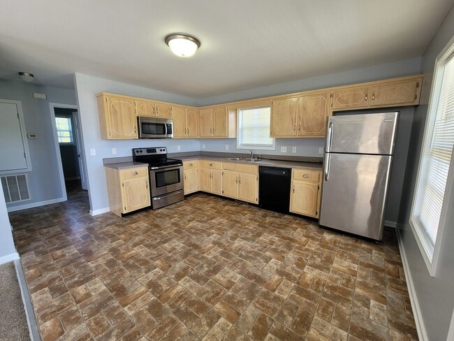 Building Photo - 2909 Granny Ct