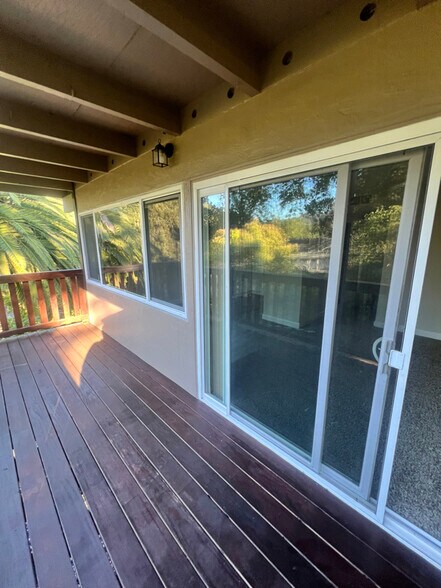 Building Photo - 1115 Sir Francis Drake Blvd