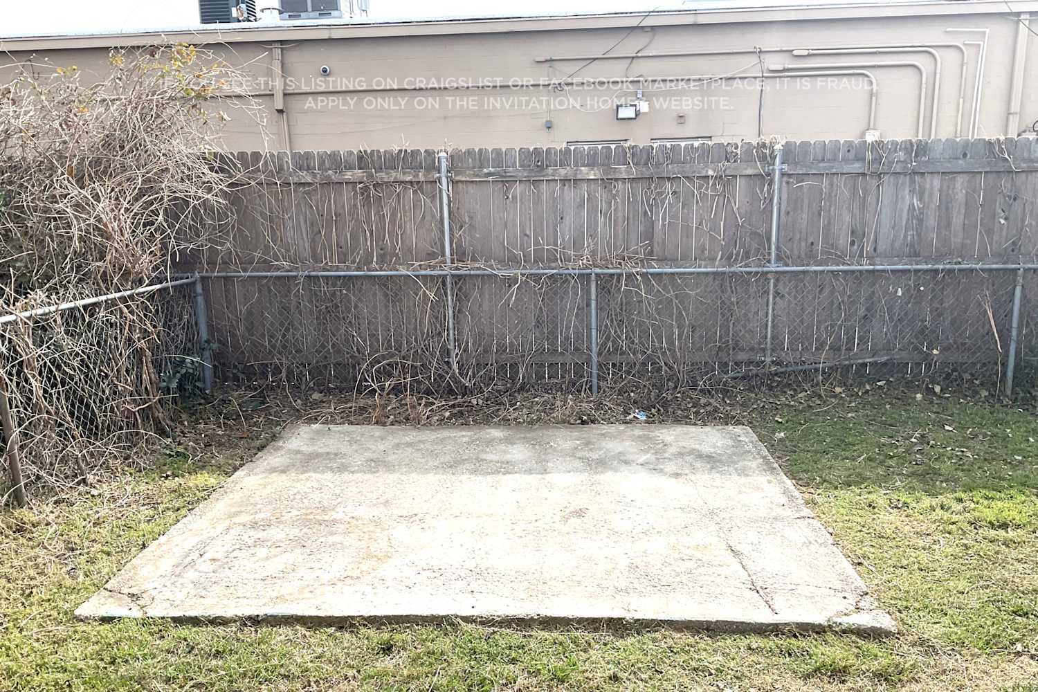 Building Photo - 2212 Lavern St