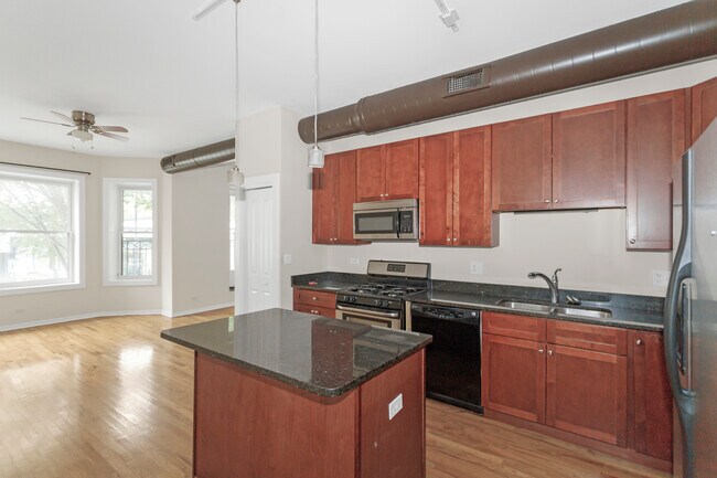 Building Photo - 1333 W Taylor St