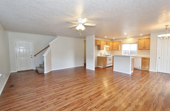 Building Photo - 3240 W Wave Dr