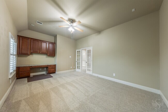 Building Photo - 32611 Waltham Crossing