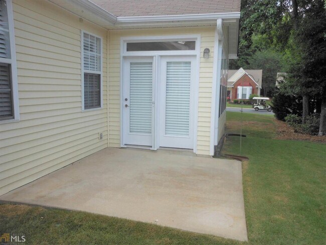 Building Photo - 2310 Applegate Ln