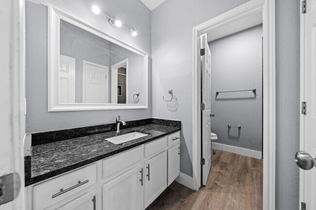 Building Photo - 1214 Vargas Rd