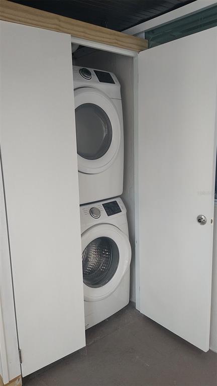 Building Photo - 2624 12th St N