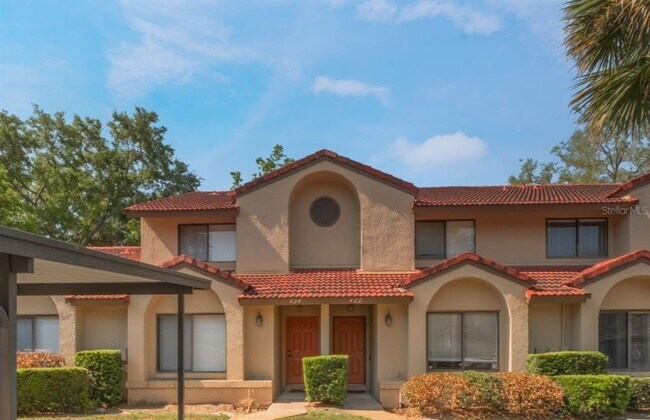 Primary Photo - 424 Club Dr