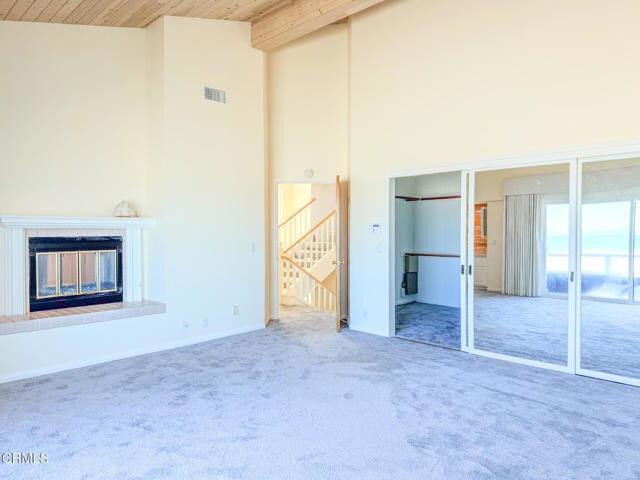 Building Photo - 3637 Ocean Dr