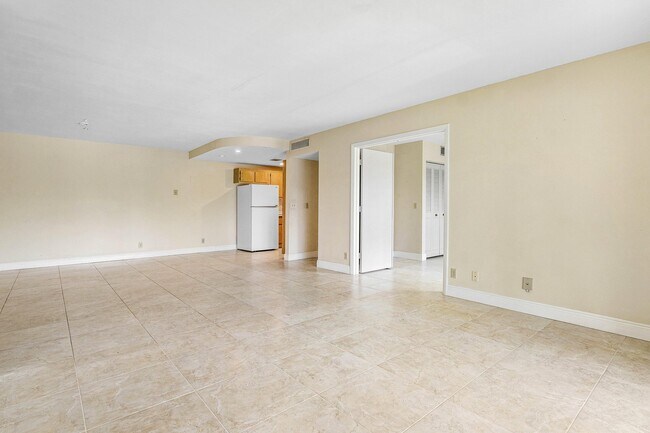 Building Photo - 826 Sky Pine Way