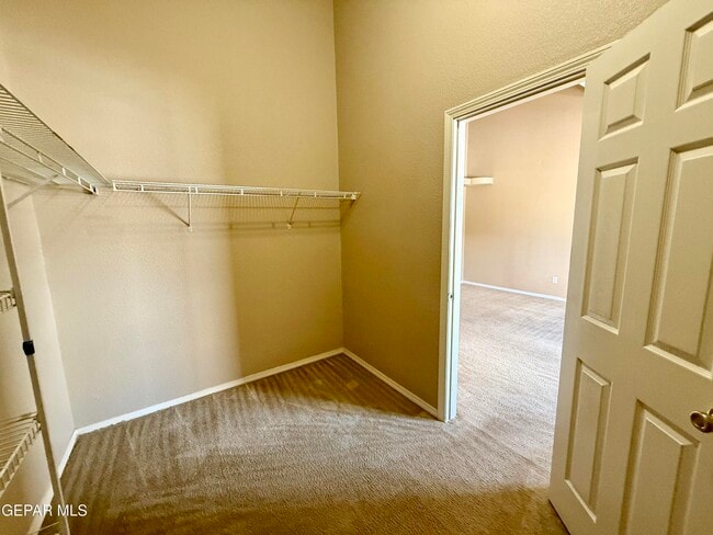 Building Photo - 3401 Tierra Zafiro Dr