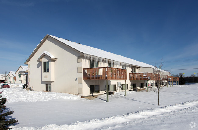 Building Photo - Evergreen Point Townhomes