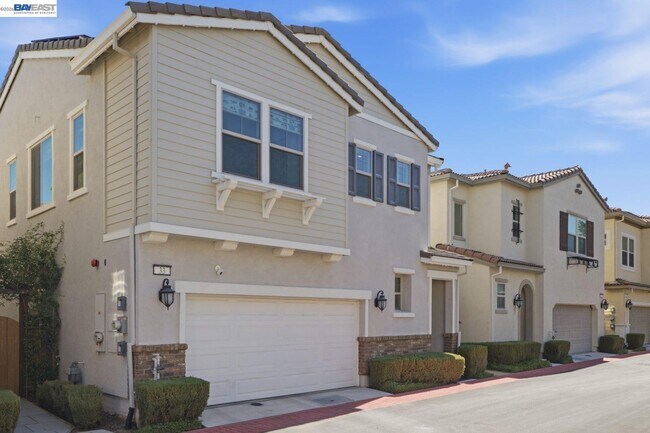 Building Photo - 33 Roccolino Ln