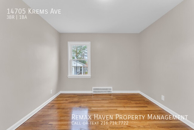 Building Photo - 14705 Krems Ave