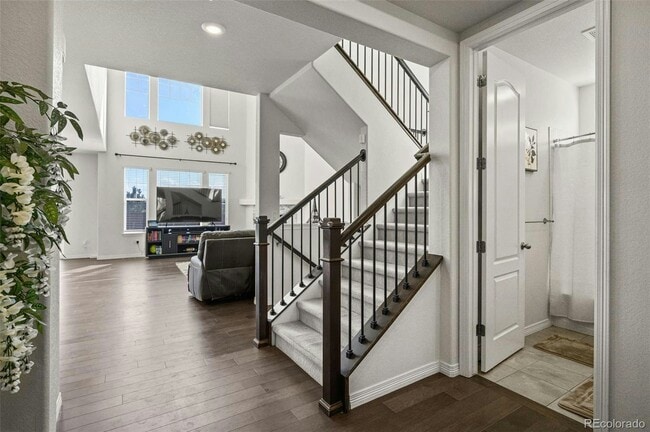 Building Photo - 14874 Chicago St