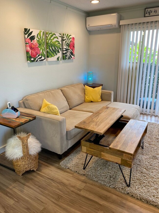 Building Photo - Fully furnished and upgraded Kihei village...