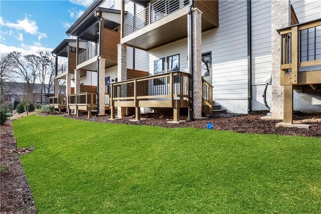 Building Photo - 119 Bridgecrest Rd