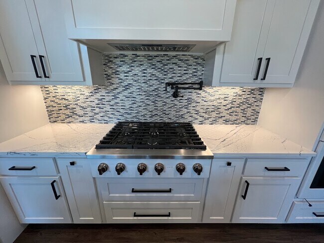 Building Photo - 3636 Eden Ct