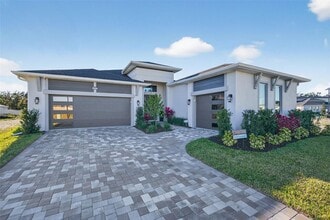 Building Photo - 8225 Golden Bch Ct