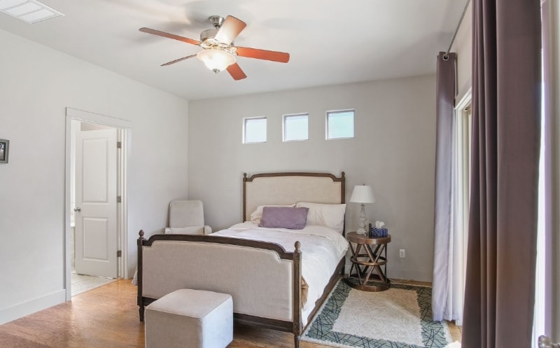 Building Photo - 602 Criolla Dr