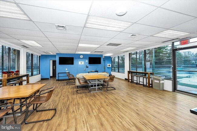 Building Photo - 5225 Pooks Hill Rd