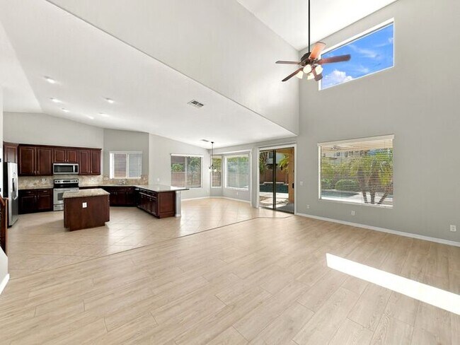 Building Photo - Gilbert 5-Bedroom Home with Pool, Loft & Primary Suite Downstairs – Minutes from Gilbert Regional...