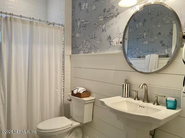 Building Photo - 922 1st St S