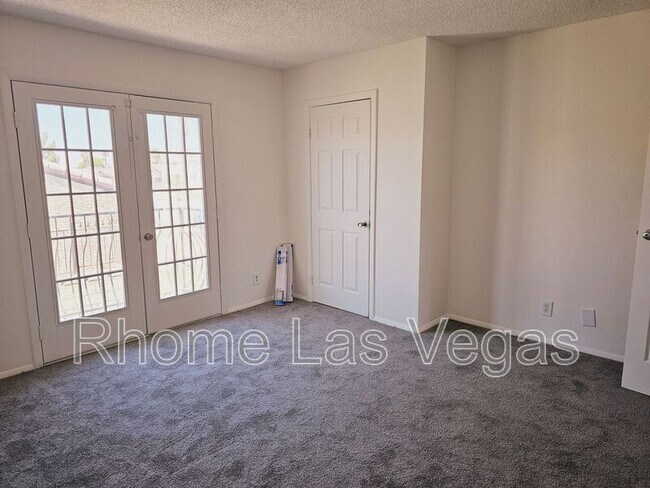 Building Photo - 7066 Burcot Ave