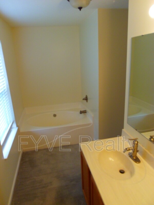 Building Photo - 3095 Blacksmith Ct