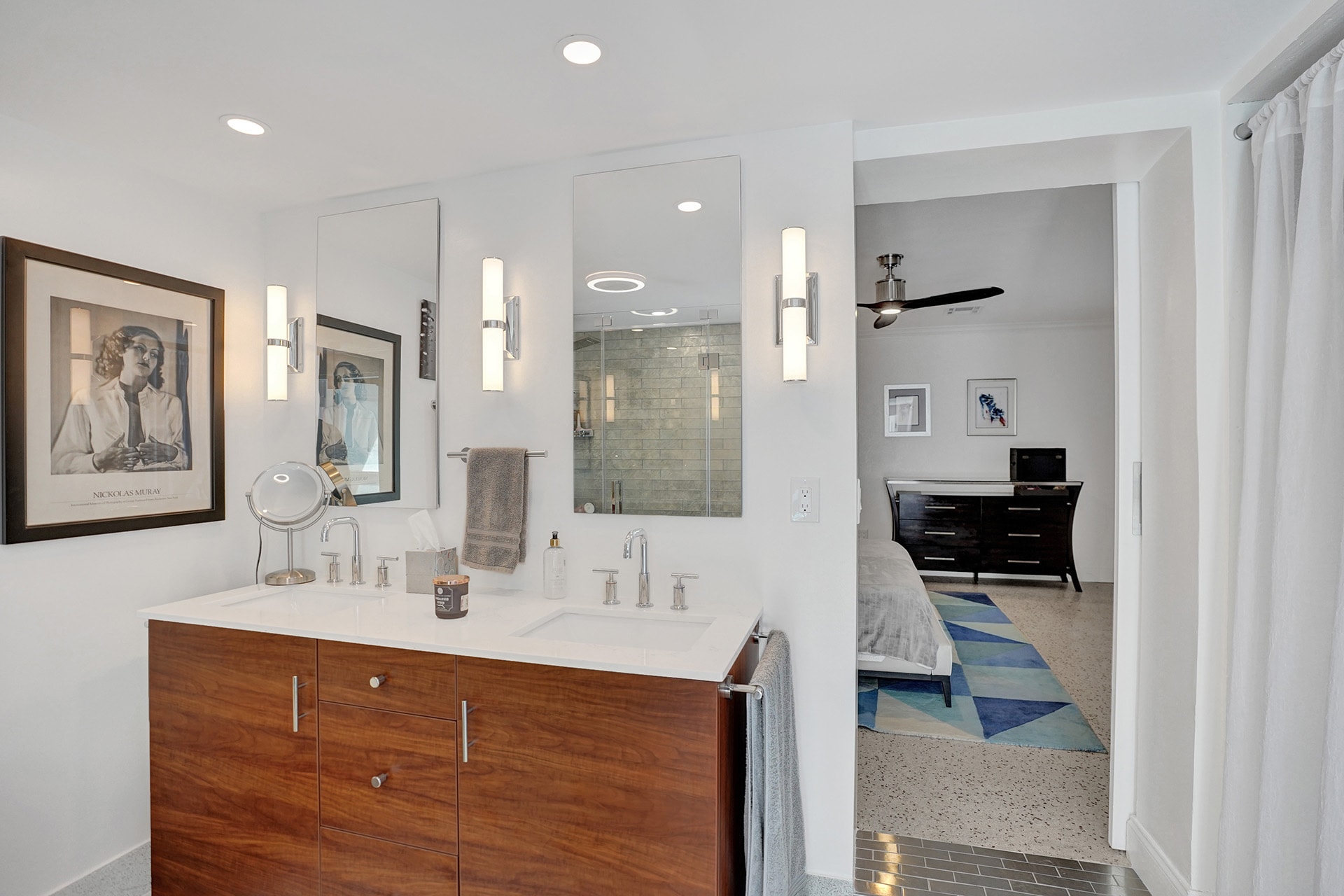 Double Vanity - 602 NE 37th St