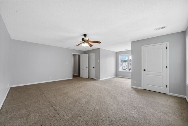 Building Photo - 3851 Man O War Blvd