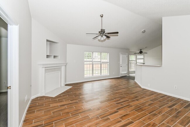 Building Photo - 9857 Averbury Dr