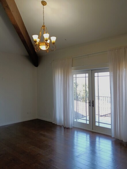 Building Photo - 1572 Silverwood Dr