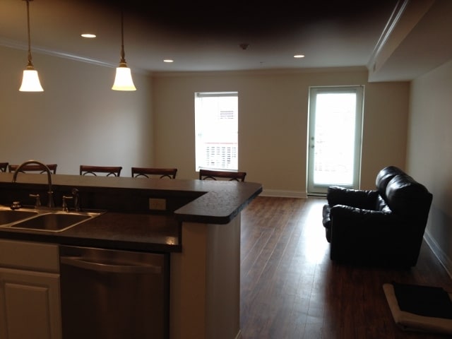 Building Photo - 68 N Court St