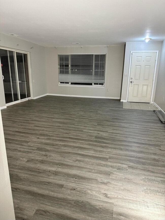 Building Photo - 22063 Fairlane Blvd