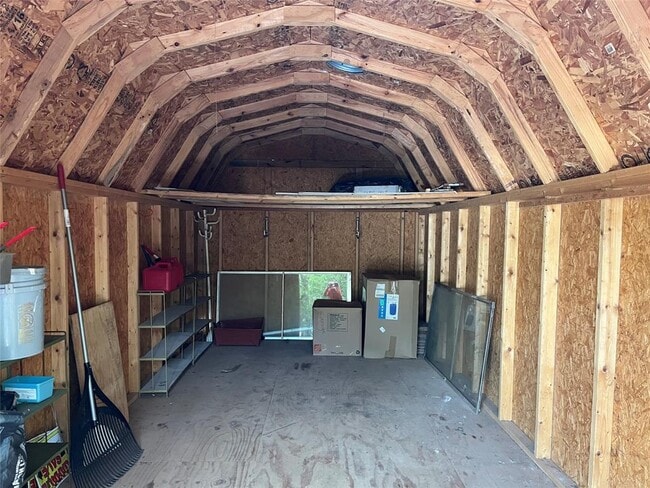 Building Photo - 137 Hornsby Trail