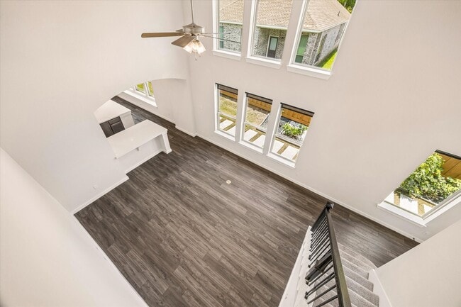 Building Photo - 7933 Spring Run Dr