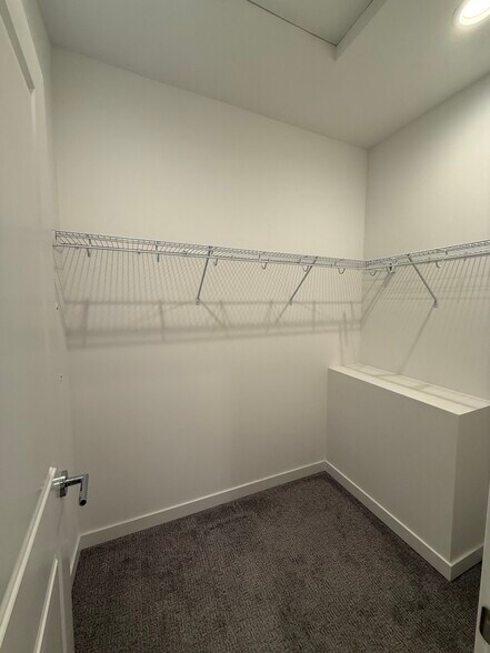 Building Photo - 2168 N 185th St