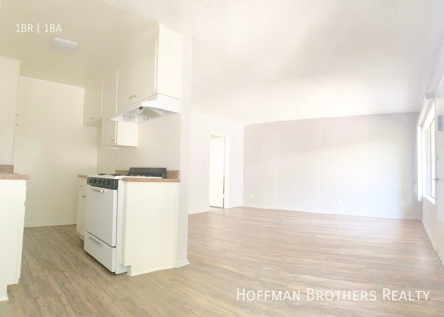 Building Photo - 1822 Colby Ave