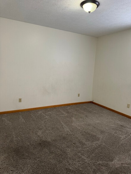 Building Photo - 4290 OH-601