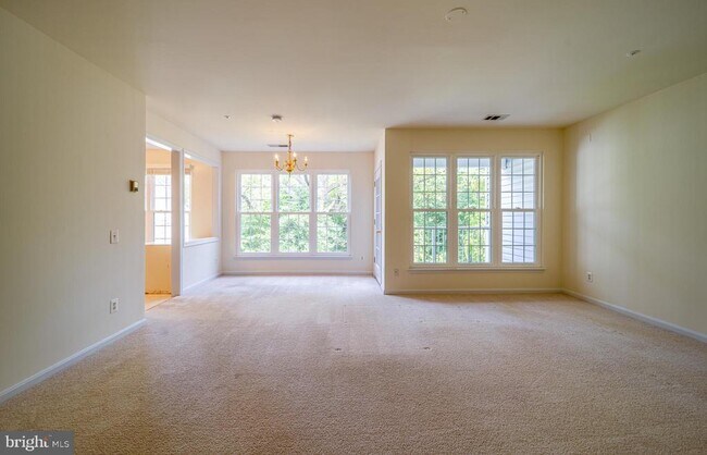 Building Photo - 5924 Terrapin Pl