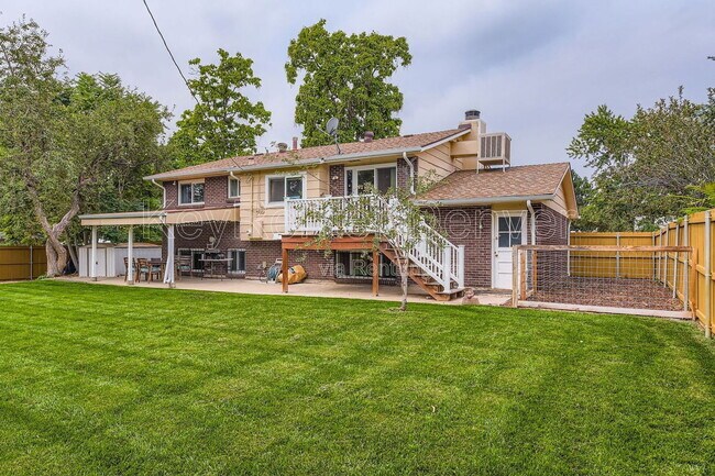 Building Photo - 2796 S Quay Way