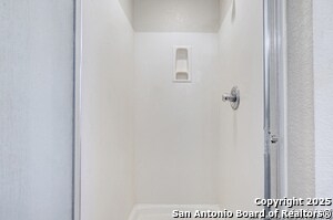 Building Photo - 11426 Liberty Field