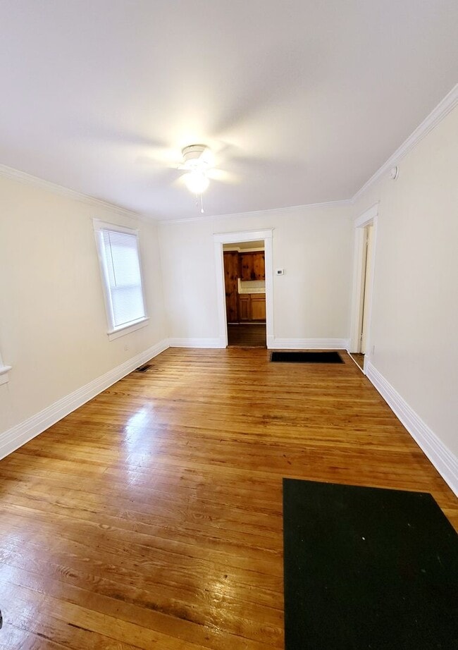 Building Photo - Beautiful Renovated Single Family Home!